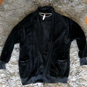 HUE Plush Lounge Open Sweater